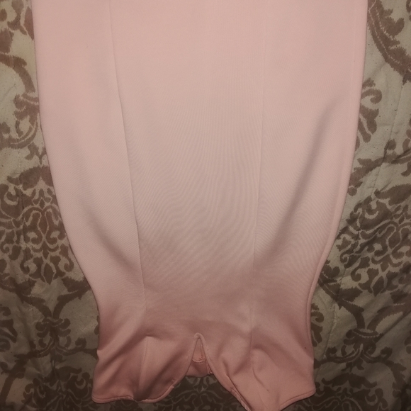 Dress - Picture 1 of 2